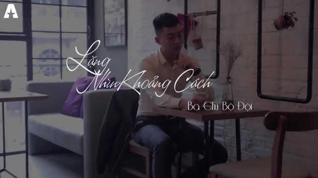 Lặng nhìn khoảng cách