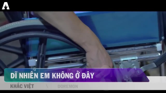 Dĩ nhiên em không ở đây