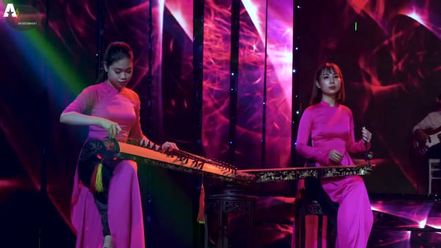 Chuyện buồn tình yêu
